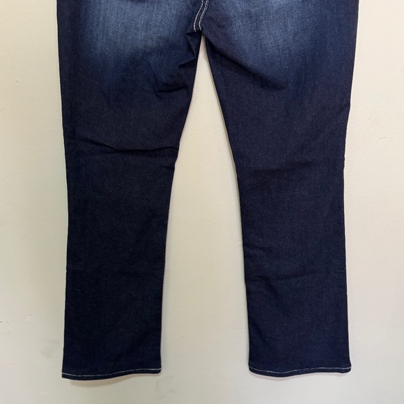 NWOT Miss Me Chloe Bootcut Jeans with Metallic Glitz Faux Flap Pockets Size 32 - Picture 10 of 15